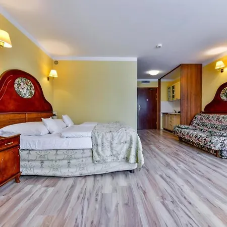 Awangarda Sobieski * קולובז'ג